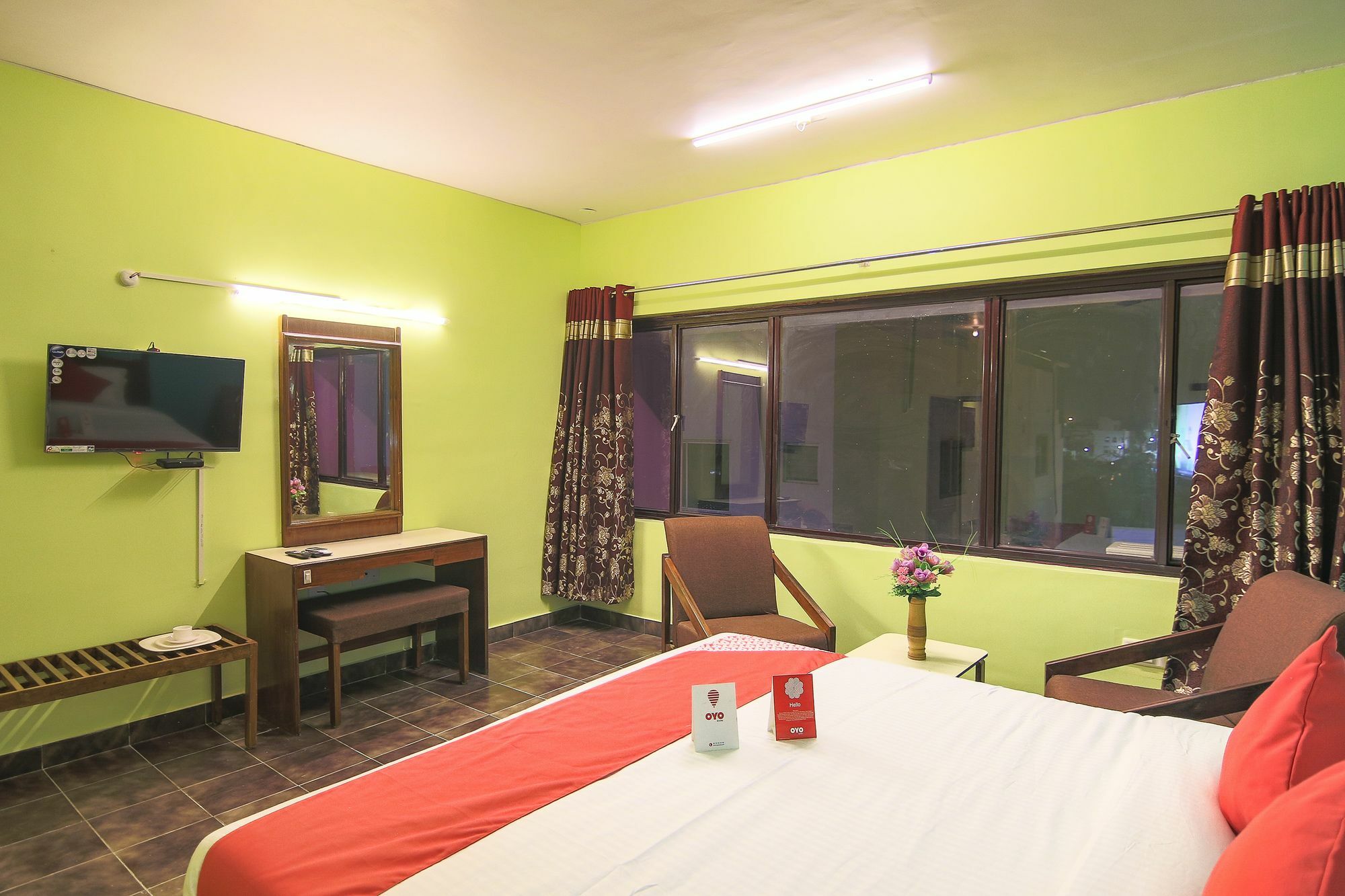 Oyo 10709 Hotel Sbt Visakhapatnam Eksteriør bilde