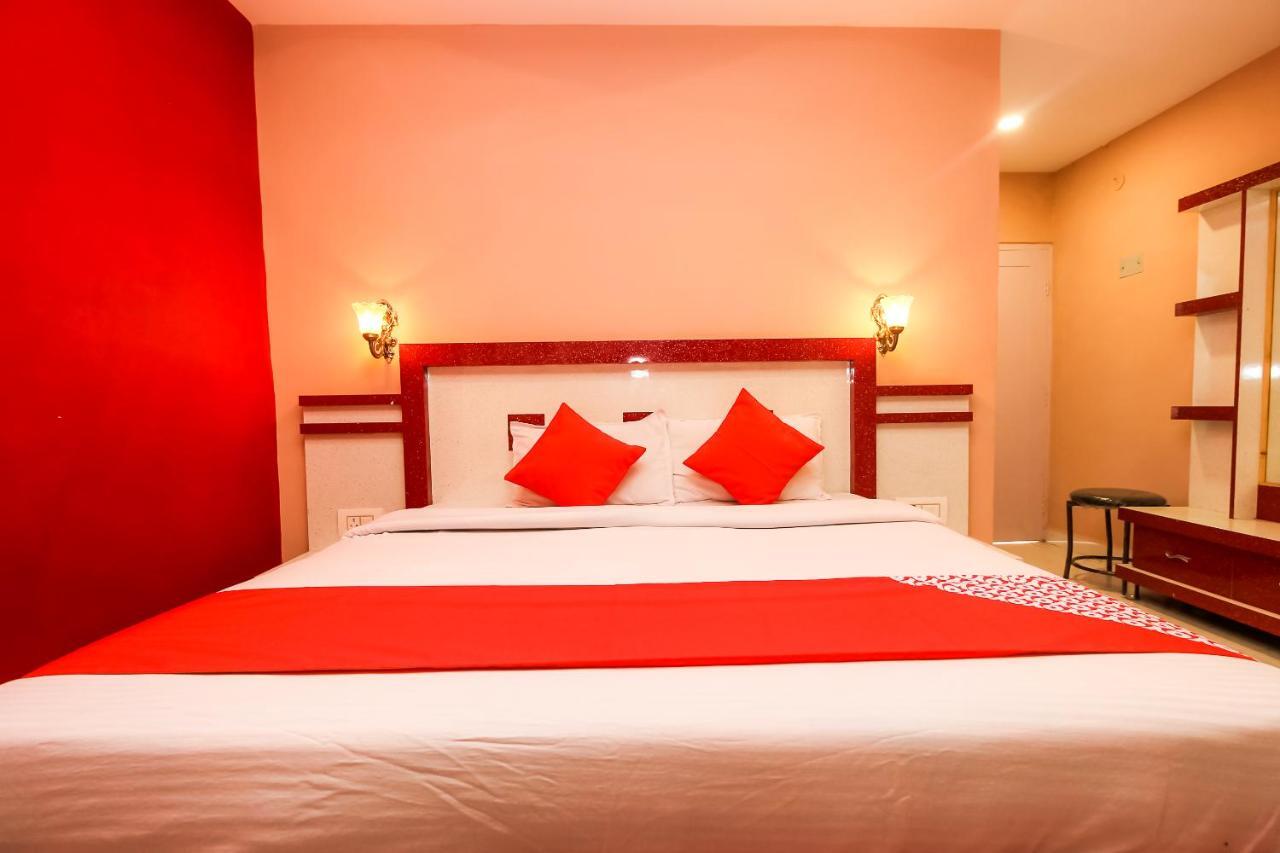 Oyo 10709 Hotel Sbt Visakhapatnam Eksteriør bilde