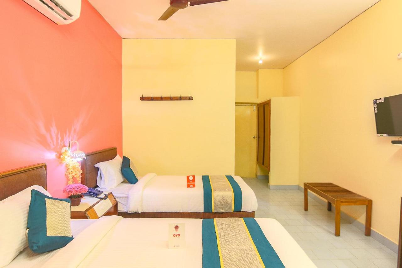 Oyo 10709 Hotel Sbt Visakhapatnam Eksteriør bilde