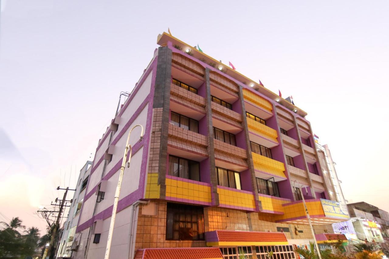 Oyo 10709 Hotel Sbt Visakhapatnam Eksteriør bilde